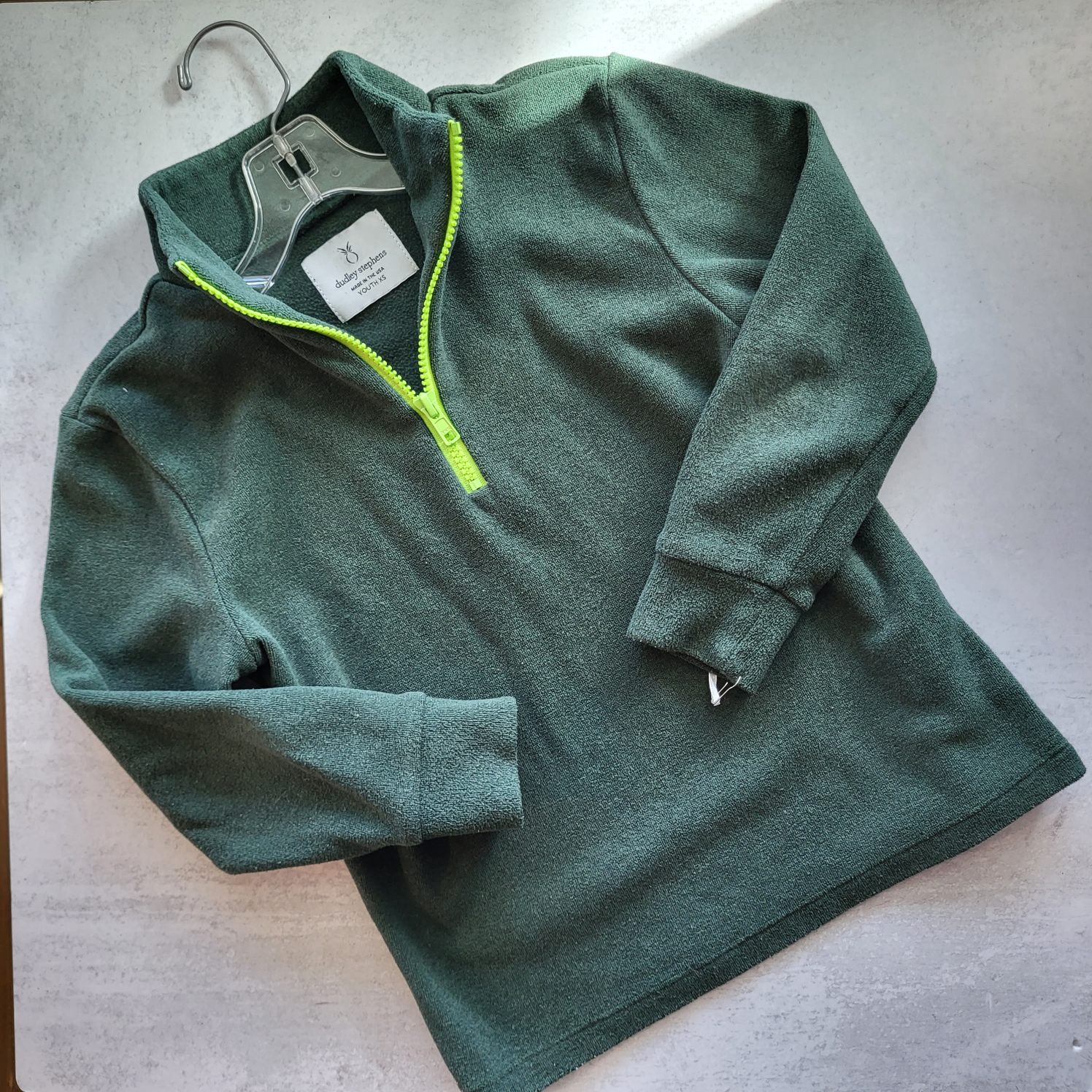 Sweatshirt